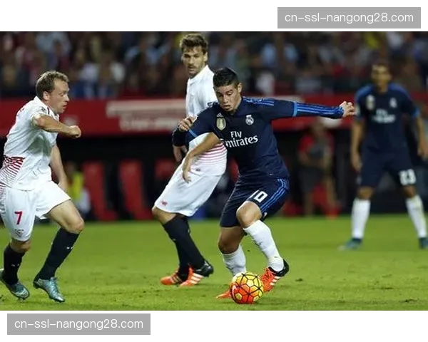 西甲第31轮:皇马3-1客胜塞维利亚,维尼修斯一条龙破门建功 西甲第31轮:皇马3-1客胜塞维利亚,维尼修斯一条龙破门建功